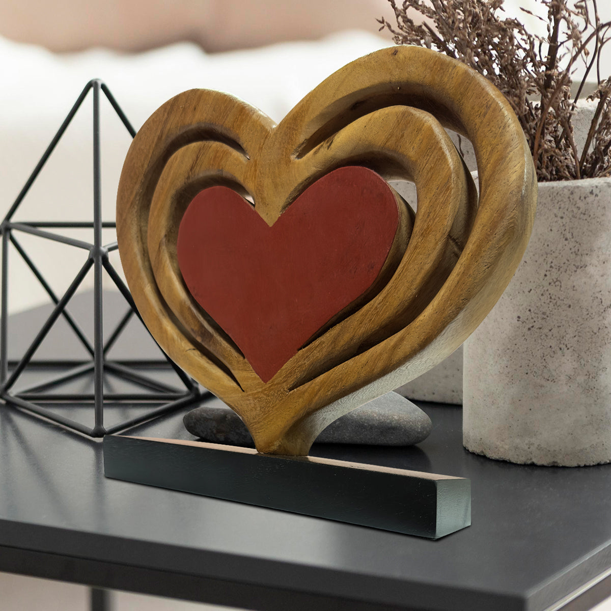 Decozen Home Decor Handmade Wooden Sculpture in Hearts Shape