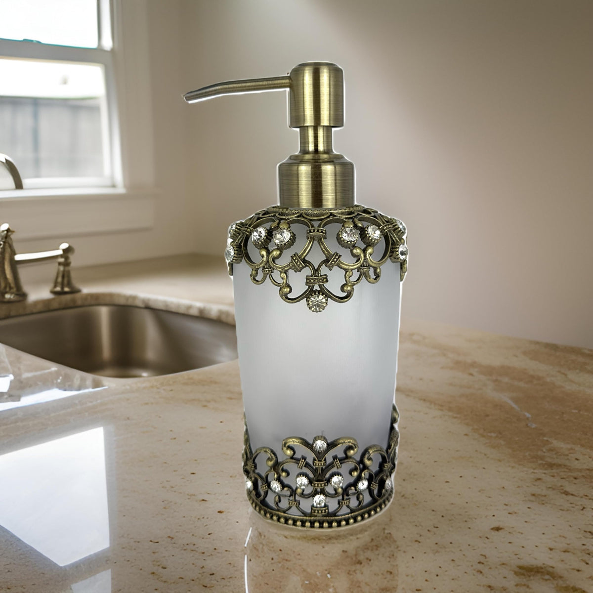 The Amara Soap Dispenser - 9 oz