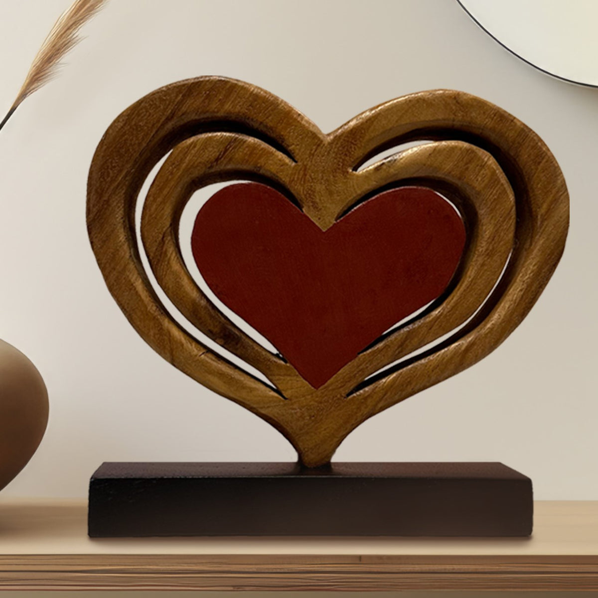 Decozen Home Decor Handmade Wooden Sculpture in Hearts Shape