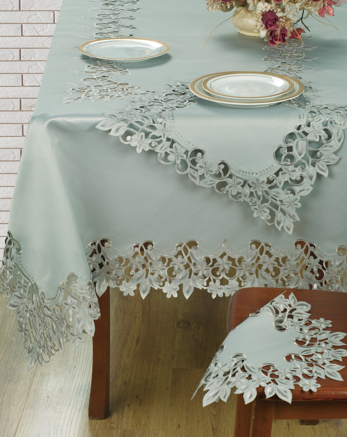 Gray Table Cover - Alvina Collection - Decozen