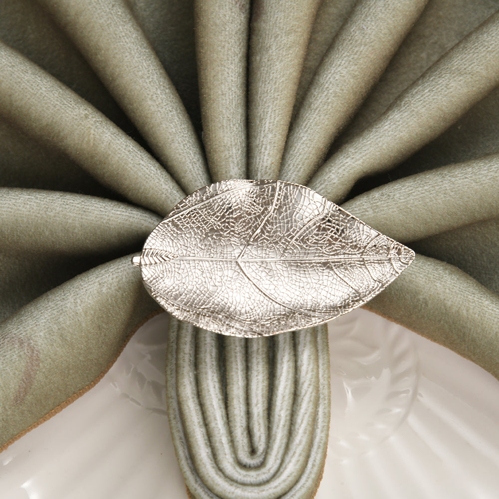 Napkin Rings in Silver Leaf Design - Decozen