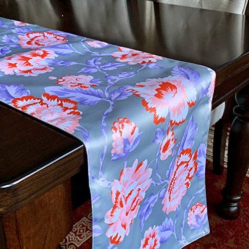 Printed Table Runner - Gray and Red - Decozen