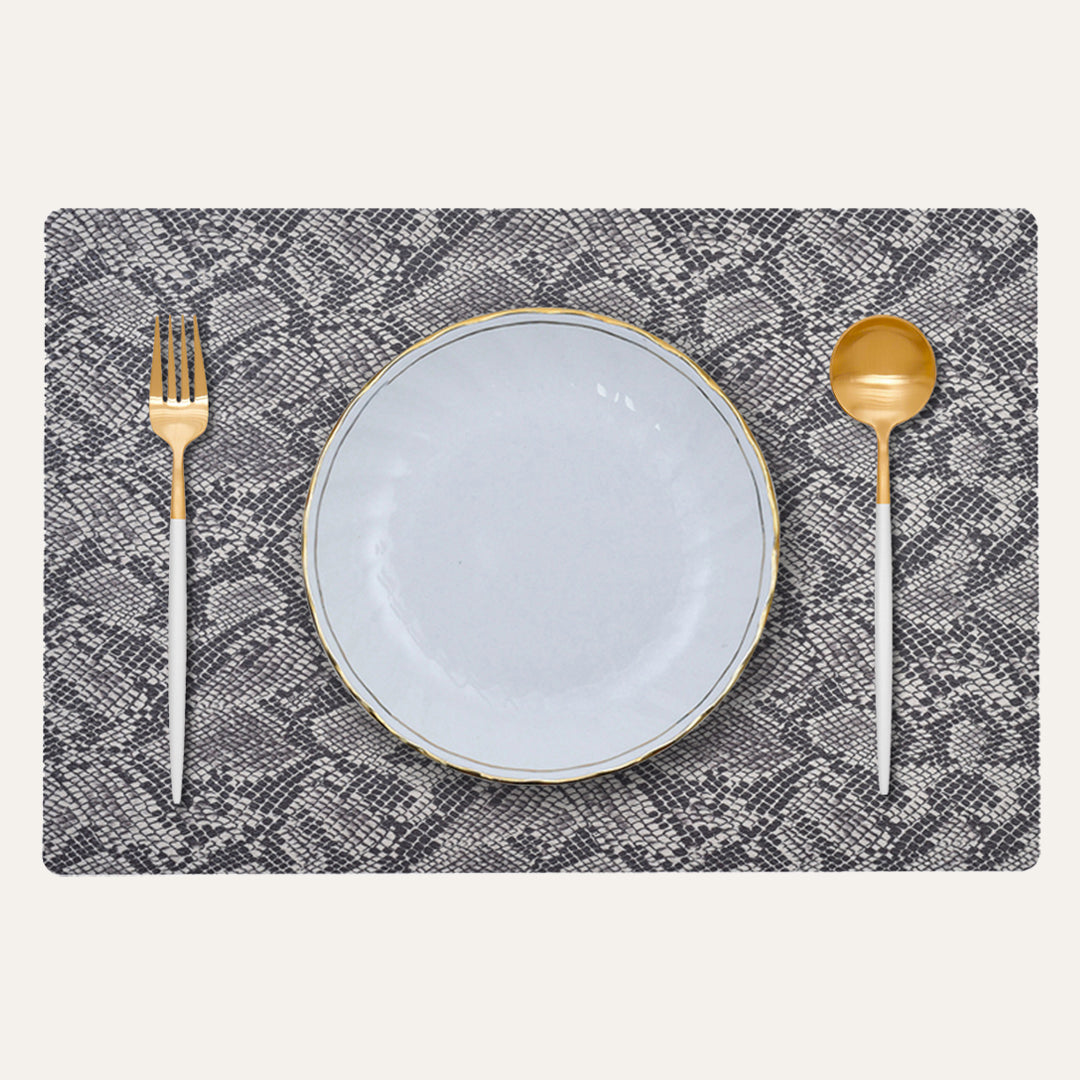 PVC Placemats - Set of 4 and 6 - Decozen