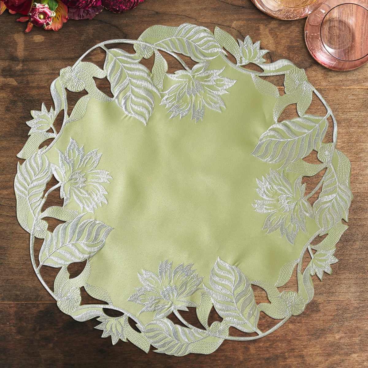 Light Green Table Runner - Daulton Collection - Decozen