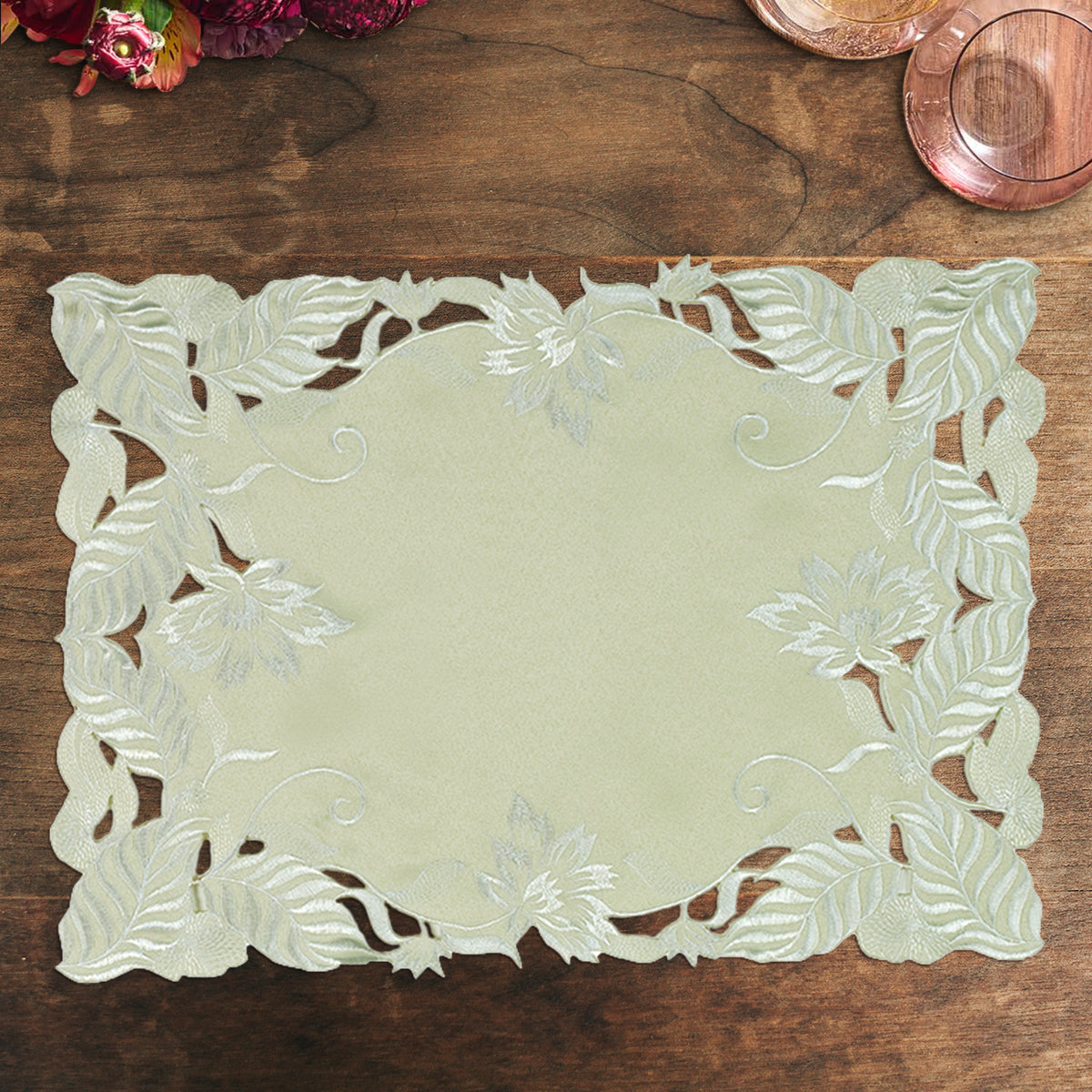 Light Green Table Placemats - Daulton Collection - Decozen